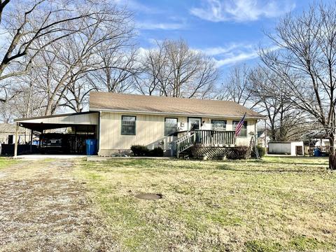 1011 Seneca Ave, Seneca, MO 64865 photo 1