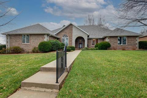 2624 E Ridgewood Dr, Springfield, MO 65804 photo 1