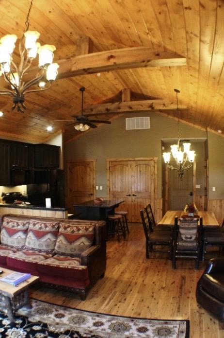 404 Lookout Flts, Branson, MO 65616 photo 17