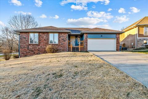 3041 E Ragan Ct, Springfield, MO 65804 photo 1