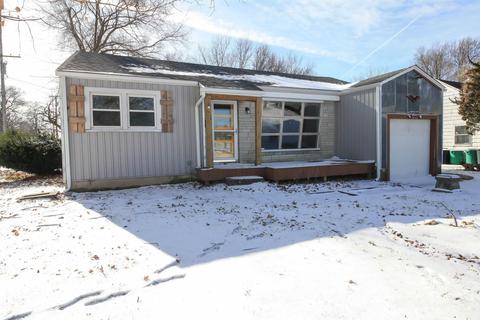 1478 E Pythian St, Springfield, MO 65802 photo 1