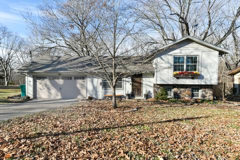 4747 S Roslyn Ave, Springfield, MO 65804 photo 1