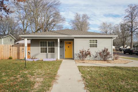 2333 W Nichols St, Springfield, MO 65802 photo 1