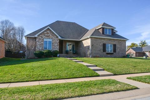 1901 S Cobblestone Dr, Springfield, MO 65809 photo 1