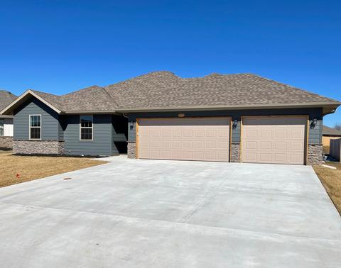 5573 W Pine St, Springfield, MO 65802 photo 1