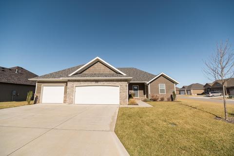 4549 Monte Carlo St, Ozark, MO 65721 photo 1