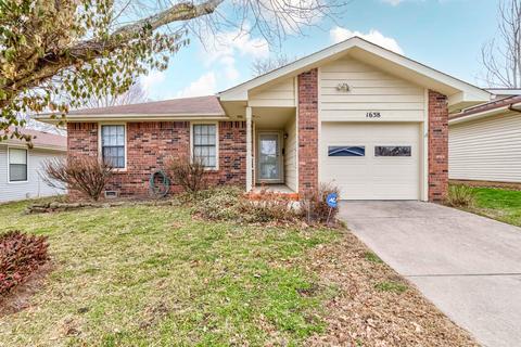 1638 N Lone Pine Ave, Springfield, MO 65803 photo 1