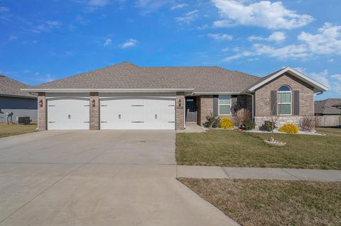 5561 W Pecan St, Springfield, MO 65802 photo 1