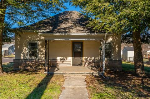 1319 W Nichols St, Springfield, MO 65802 photo 1