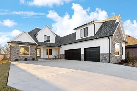 4773 E Forest Trails Dr, Springfield, MO 65809 photo 1