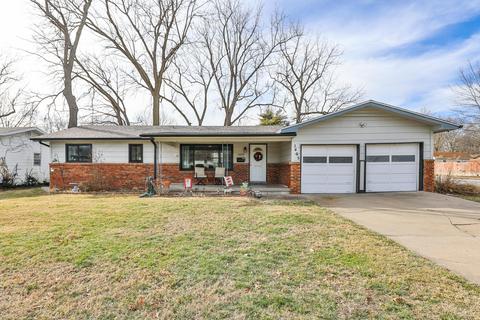 1405 S Sieger Dr, Springfield, MO 65804 photo 1