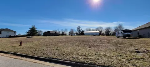 526 E Logan St, Willard, MO 65781 photo 1