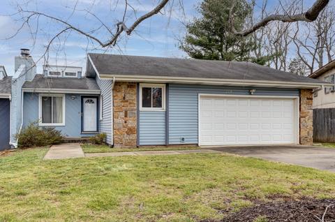 2114 E Regency Pl, Springfield, MO 65804 photo 1