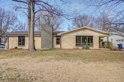 2035 E Mimosa St, Springfield, MO 65804 photo 1