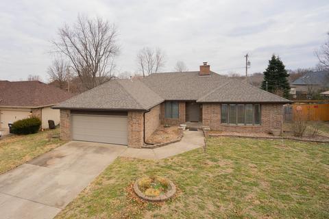 5472 S Stonegate Ave, Springfield, MO 65810 photo 1