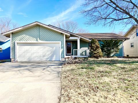 1336 S Sieger Dr, Springfield, MO 65804 photo 1
