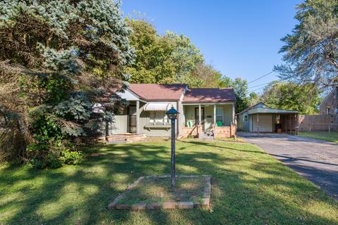 2450 N Weller Ave, Springfield, MO 65803 photo 1
