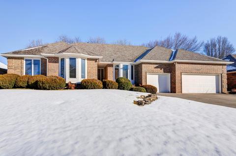 2041 E Briar St, Springfield, MO 65804 photo 1