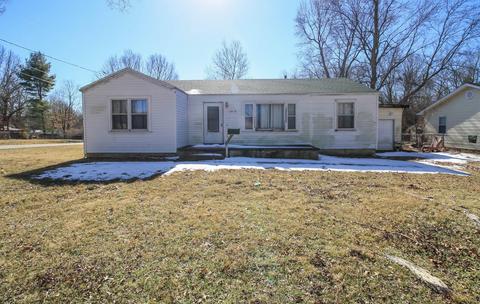 2818 E Monroe Ter, Springfield, MO 65802 photo 1