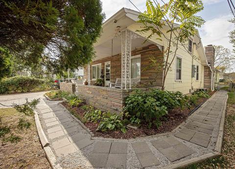 2223 N Delaware Ave, Springfield, MO 65803 photo 1