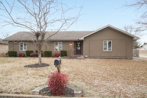 835 E Powell St, Springfield, MO 65807 photo 1