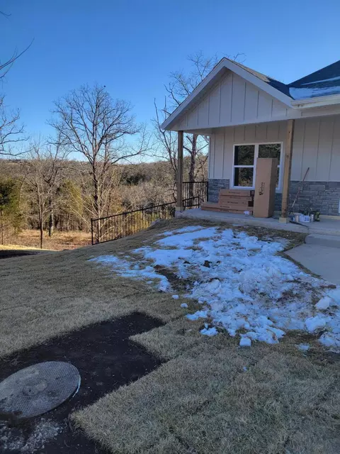 100 Cottonwood Cir, Branson, MO 65616 photo 1