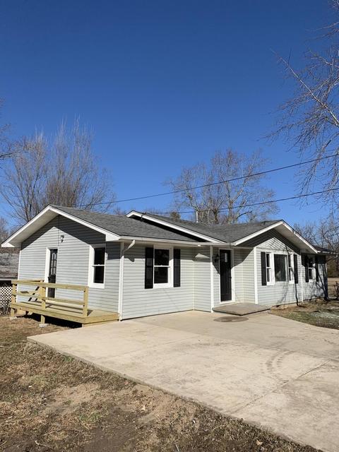 814 East Benton Ave, Ava, MO 65608 photo 1