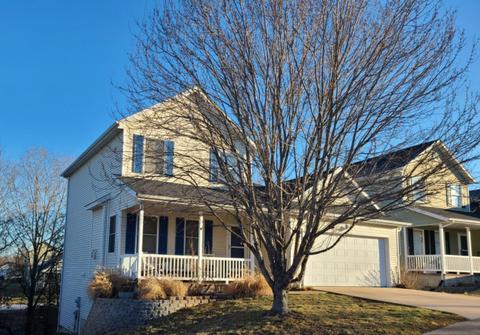 711 E Saint Charles St, Ozark, MO 65721 photo 1