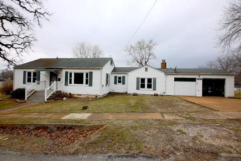 226 S 8th St, Thayer, MO 65791 photo 1