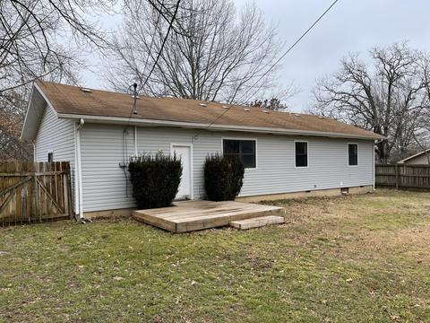 1202 S 18th Ave, Ozark, MO 65721 photo 1