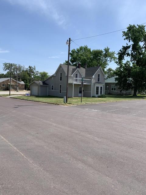 303 E Second St, Mountain Grove, MO 65711 photo 1