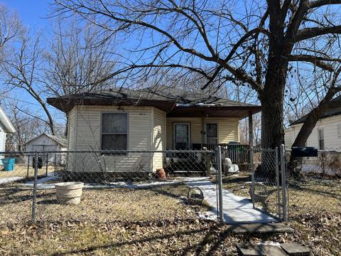 2046 N Campbell Ave, Springfield, MO 65803 photo 1
