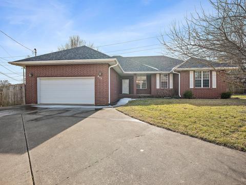 932 E Wayside Pl, Springfield, MO 65807 photo 1