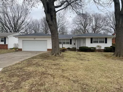 2436 S Kickapoo Ave, Springfield, MO 65804 photo 1
