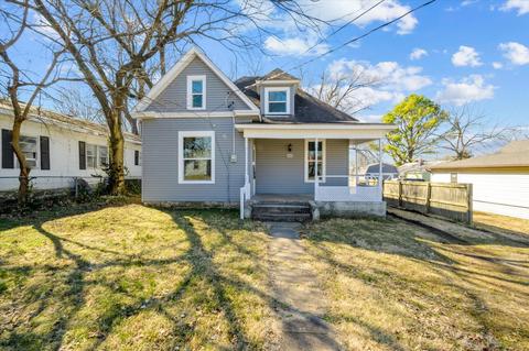 2049 N Taylor Ave, Springfield, MO 65803 photo 1