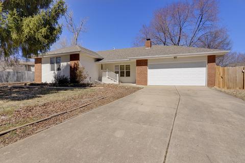 925 E Powell St, Springfield, MO 65807 photo 1
