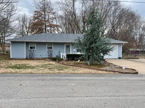 233 E Olive St, Mount Vernon, MO 65712 photo 1