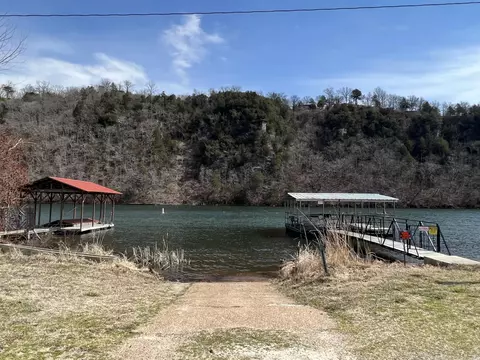 238 Thomas Trl, Branson, MO 65616 photo 1