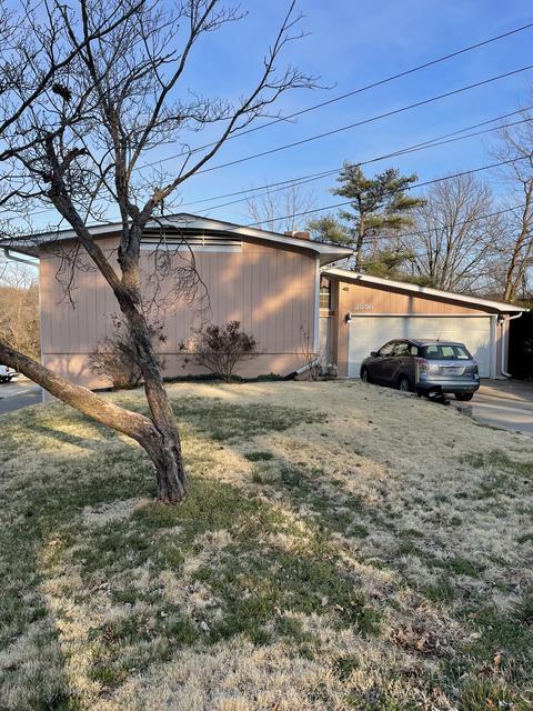 2856 N Campbell Ave, Springfield, MO 65803 photo 1