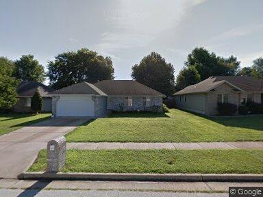 2834 S Pinehurst Ave, Springfield, MO 65807 photo 1