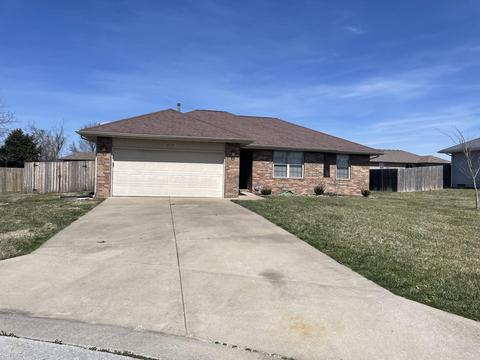 715 Lake Ave, Clever, MO 65631 photo 1