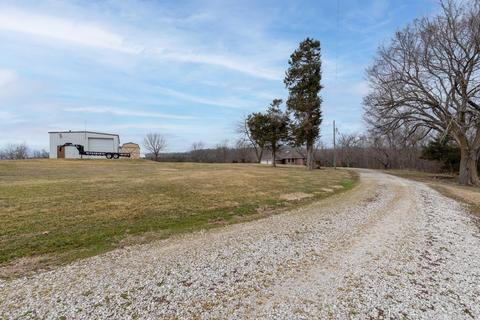 2401 Turnbo Rd, Marshfield, MO 65706 photo 1