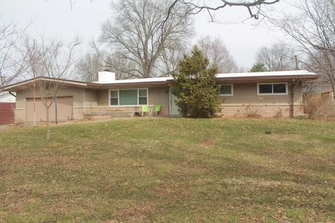 2333 E Langston St, Springfield, MO 65804 photo 1