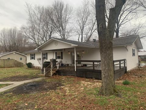 1821 Maple St, Seneca, MO 64865 photo 1