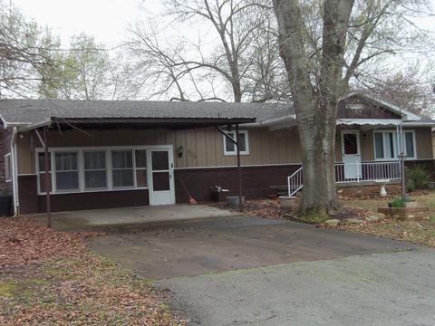 609 Baker St, Forsyth, MO 65653 photo 1
