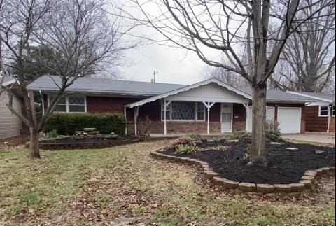 2515 S Kickapoo Ave, Springfield, MO 65804 photo 1