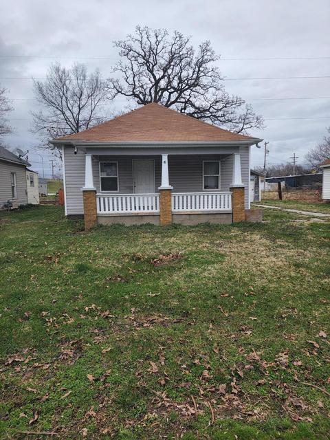 1522 N Farmer Ave, Springfield, MO 65802 photo 1