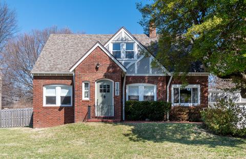 1101 E Stanford St, Springfield, MO 65807 photo 1