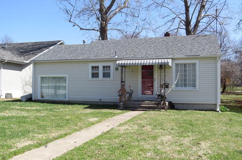 826 N Fremont Ave, Springfield, MO 65802 photo 1