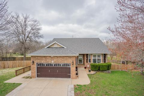 2219 E Foxborough Dr, Republic, MO 65738 photo 1